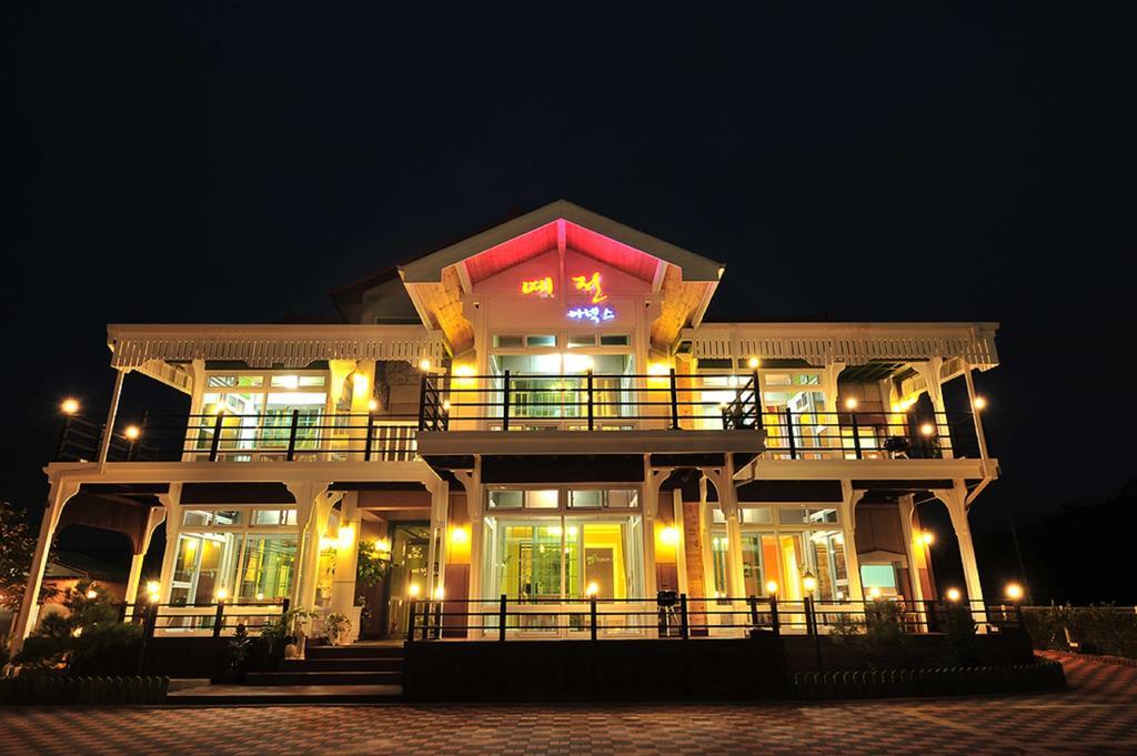 Yejeon Pension Gyeongju Rum bild