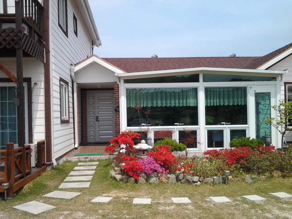 Yejeon Pension Gyeongju Exteriör bild