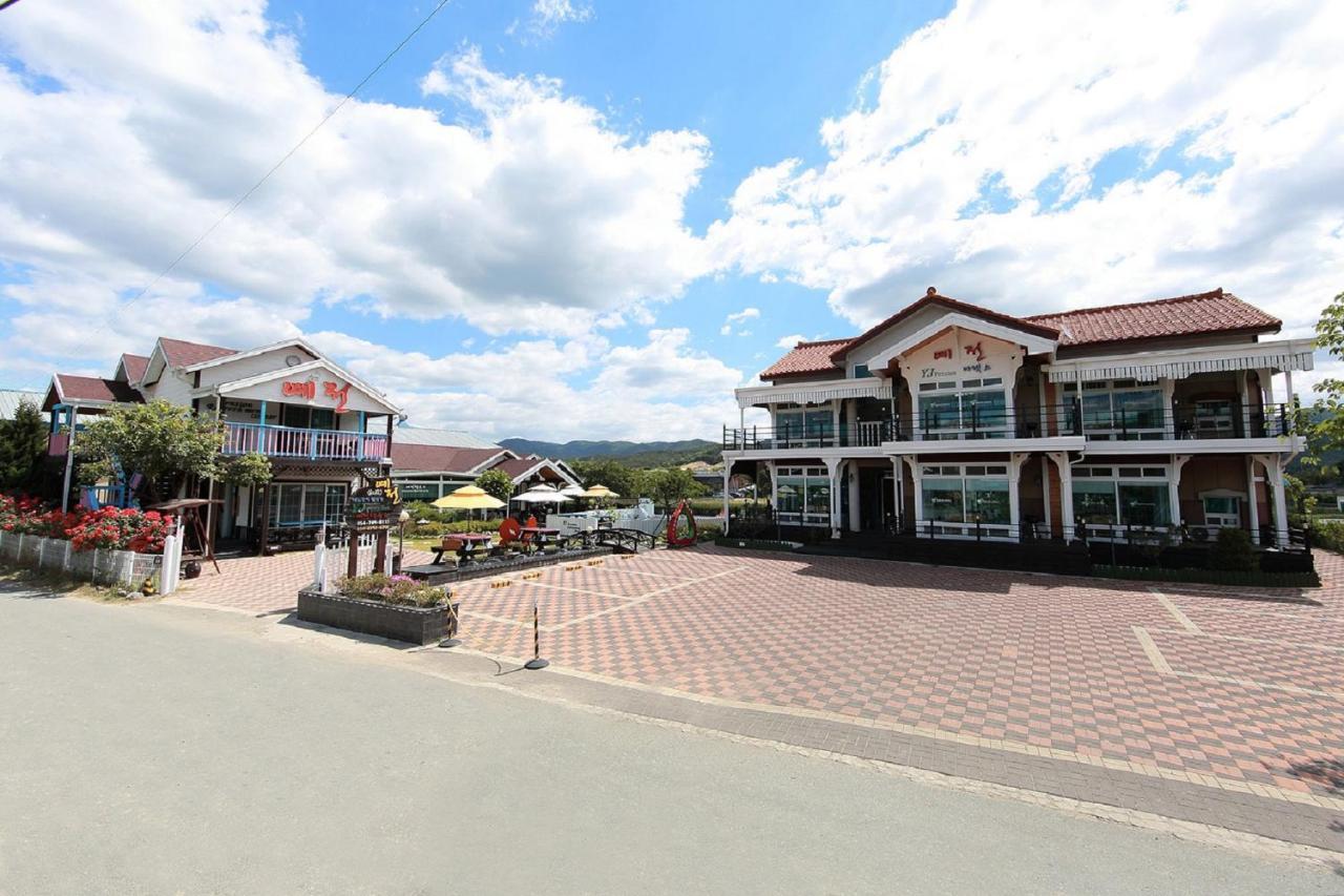 Yejeon Pension Gyeongju Exteriör bild